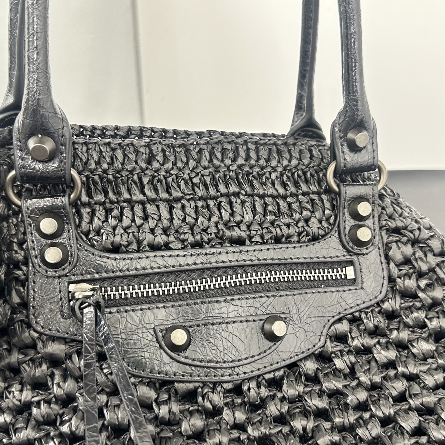 バレンシアガ「Balenciaga」バレンシアガ ル・シティ バスケット / ラフィアトートバッグ