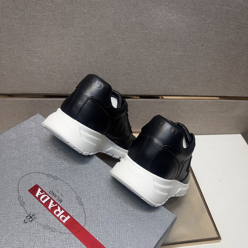 プラダ「Prada」プラダ プレミアムスニーカー (2026年春夏モデル) / レザースニーカー