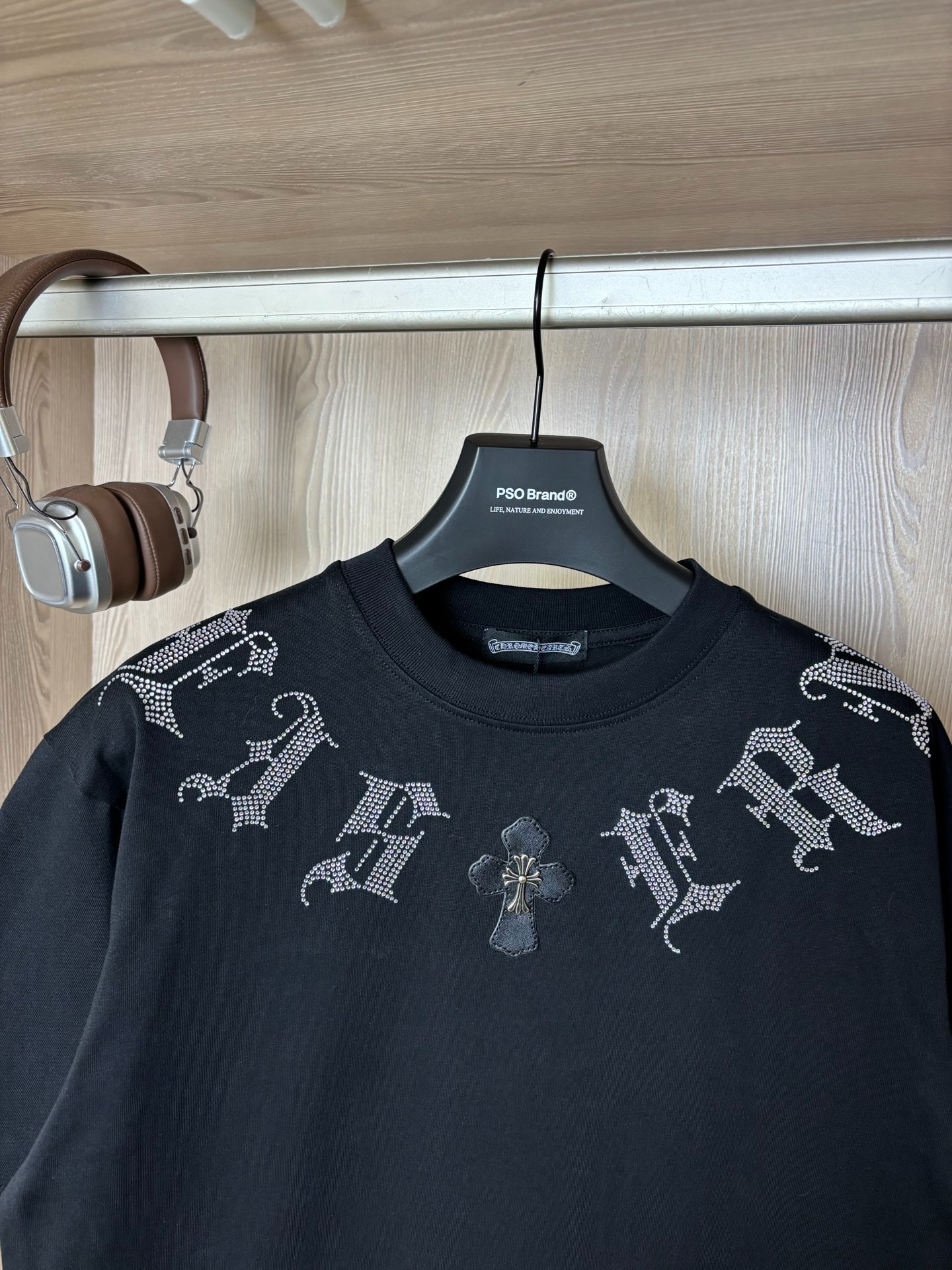 クロムハーツ「Chrome Hearts」クロスレザーパッチTシャツ