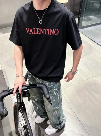 ロゴプリントTシャツ / ショートスリーブ クルーネック