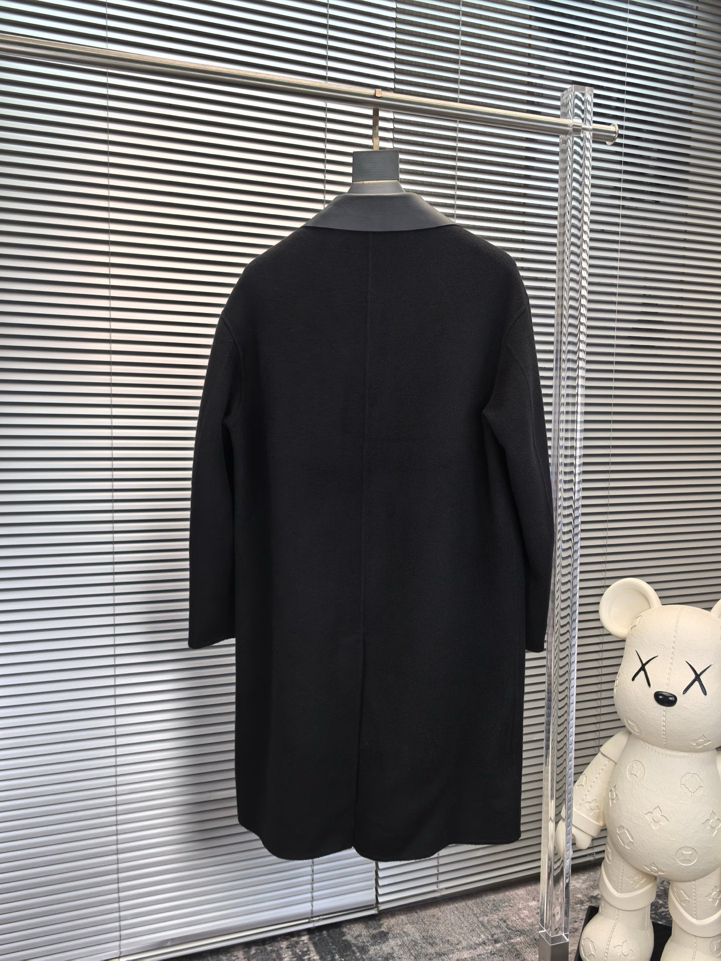 ルイ・ヴィトン「Louis Vuitton」オータムウィンター ミッドニーレングスコート