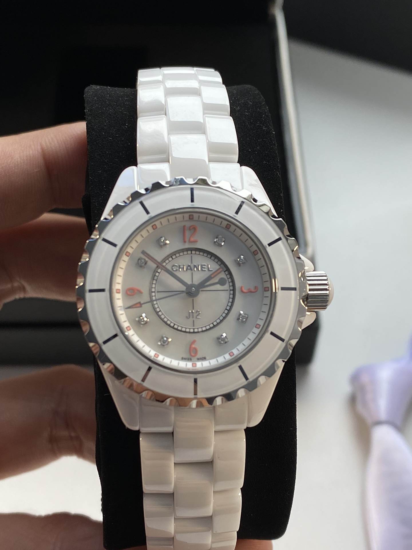 シャネル「Chanel」J12 キャリバー 33MM