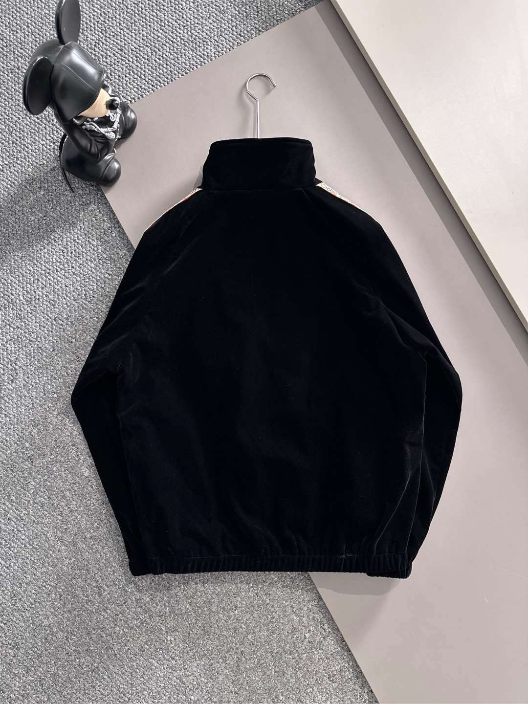 バーバリー「Burberry」秋冬 メンズカジュアルスポーツセット