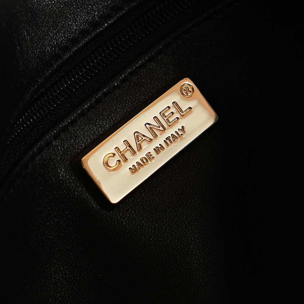 シャネル「Chanel」ミニ クラシック ハンドバッグ【2025/26年秋冬 コレクション】