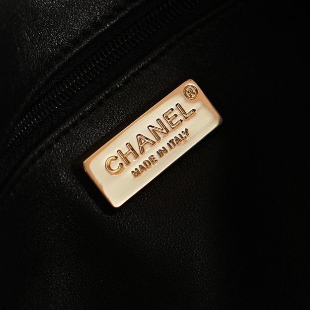 シャネル「Chanel」ミニ クラシック ハンドバッグ【2025/26年秋冬 コレクション】