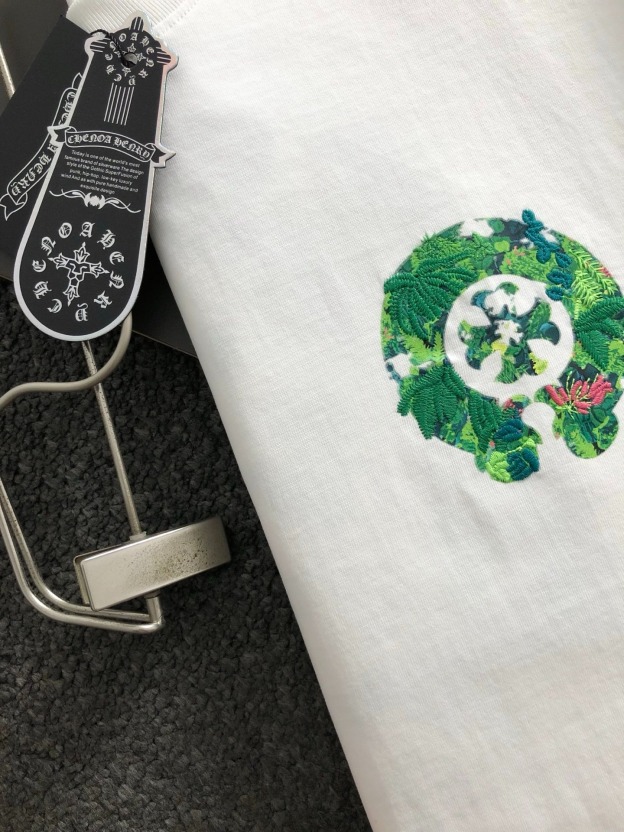 クロムハーツ「Chrome Hearts」フォレストコレクション Tシャツ