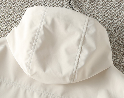 ルイ・ヴィトン「Louis Vuitton」秋冬コレクション クイルテッド ジャケット