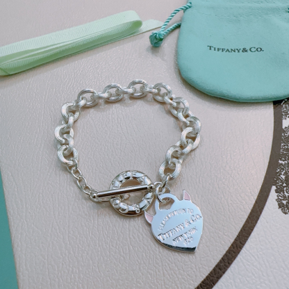 ティファニー「Tiffany & Co.」ポリッシュドシルバーリンク ブレスレット