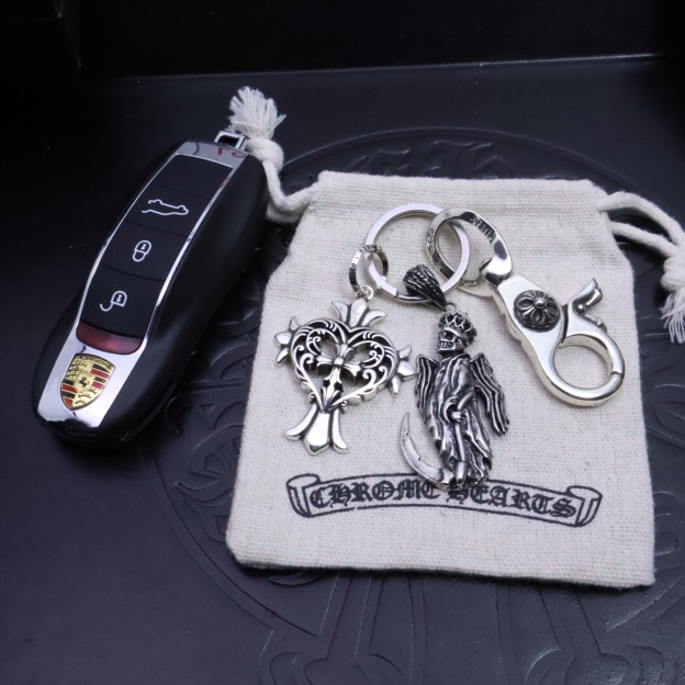 クロムハーツ「Chrome Hearts」キーホルダー＆バッグチャーム - スタイルアイコン