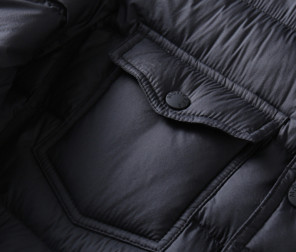 モンクレール「Moncler」秋冬 ダウンジャケット