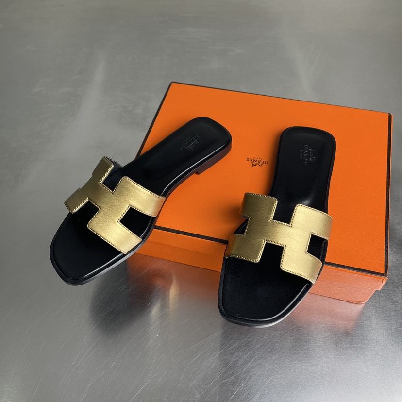 エルメス「Hermès」エルメス オランサンダル / レザースライドサンダル