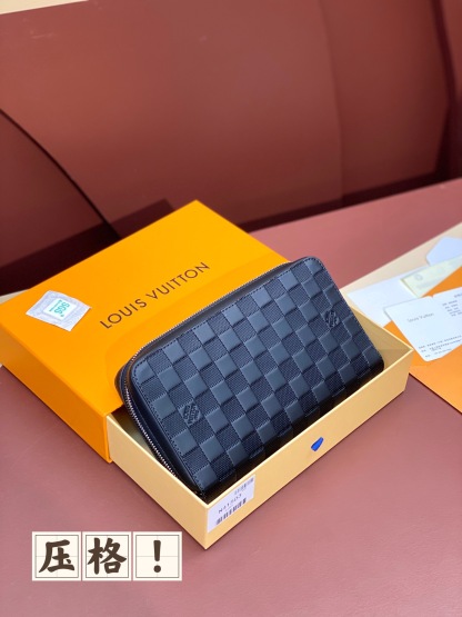 ルイ・ヴィトン「Louis Vuitton」モノグラム エクリプス ジッピー XL ウォレット クラッチ