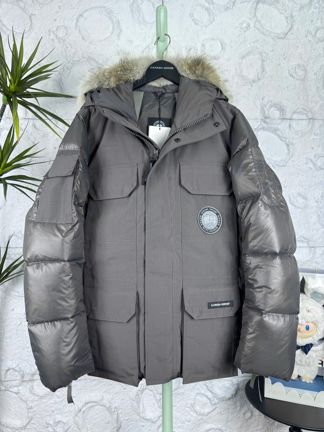 カナダグース「Canada Goose」秋冬フード付きダウンジャケット