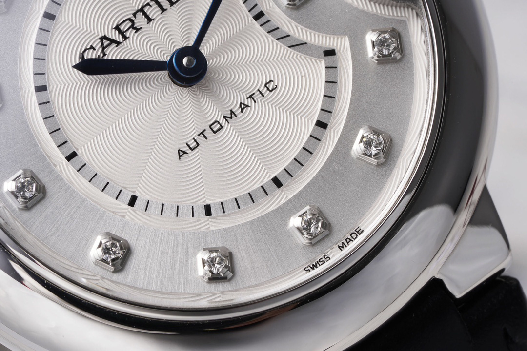 カルティエ［Cartier］バロン ブルー ドゥ 自動巻き腕時計 33mm