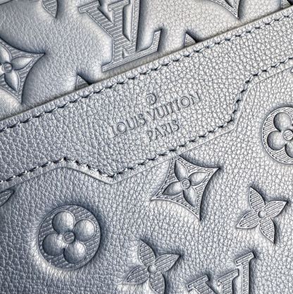 ルイ・ヴィトン「Louis Vuitton」スタイリッシュ メッセンジャーバッグ