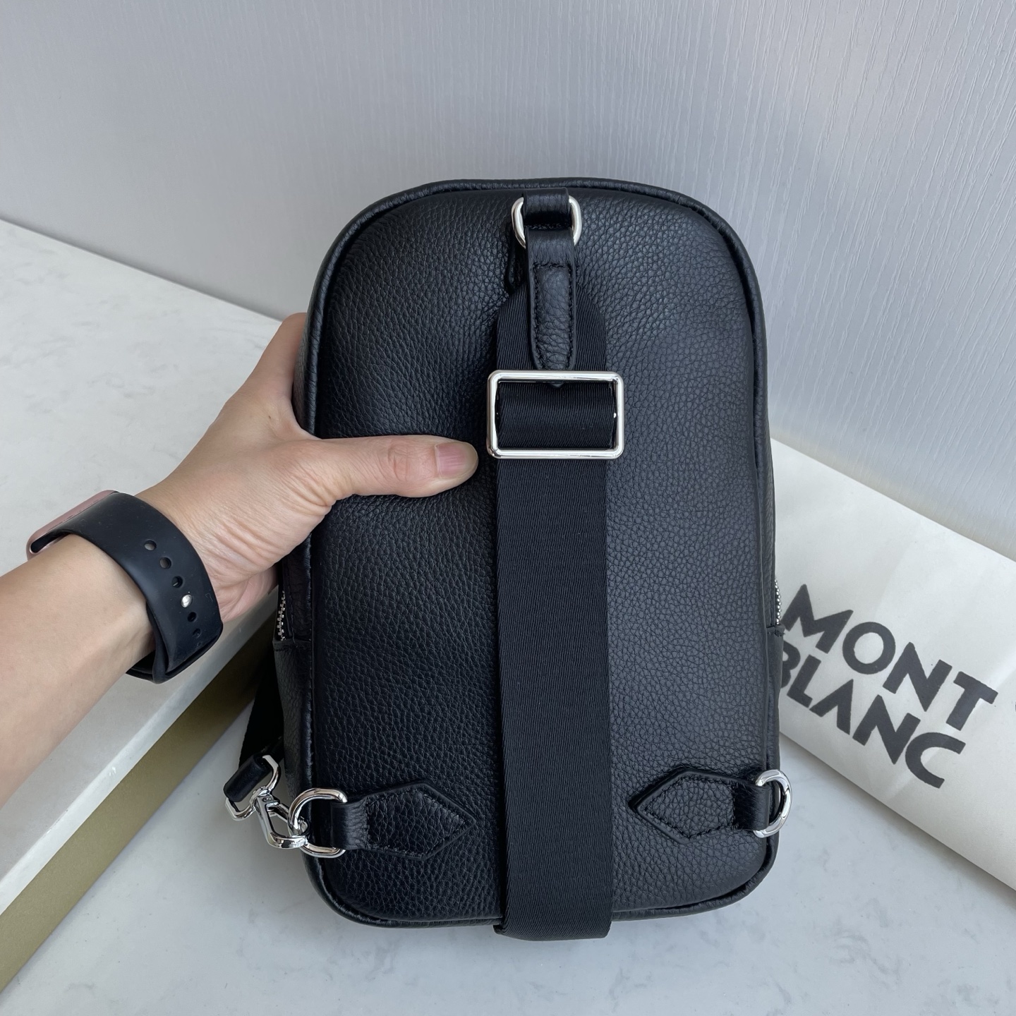 モンブラン 「Montblanc」モンブラン レザーメッセンジャーバッグ / ショルダーバッグ 