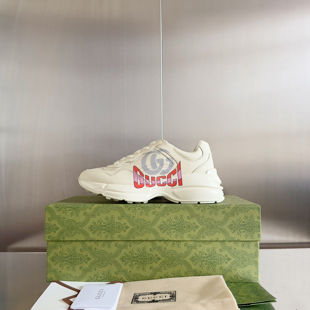 グッチ「Gucci」グッチ ライトン スニーカー (スネークイヤーリミテッド) / レザースニーカー