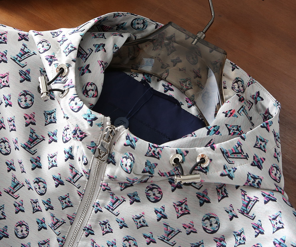 ルイ・ヴィトン「Louis Vuitton」秋冬コレクション クイルテッド ジャケット