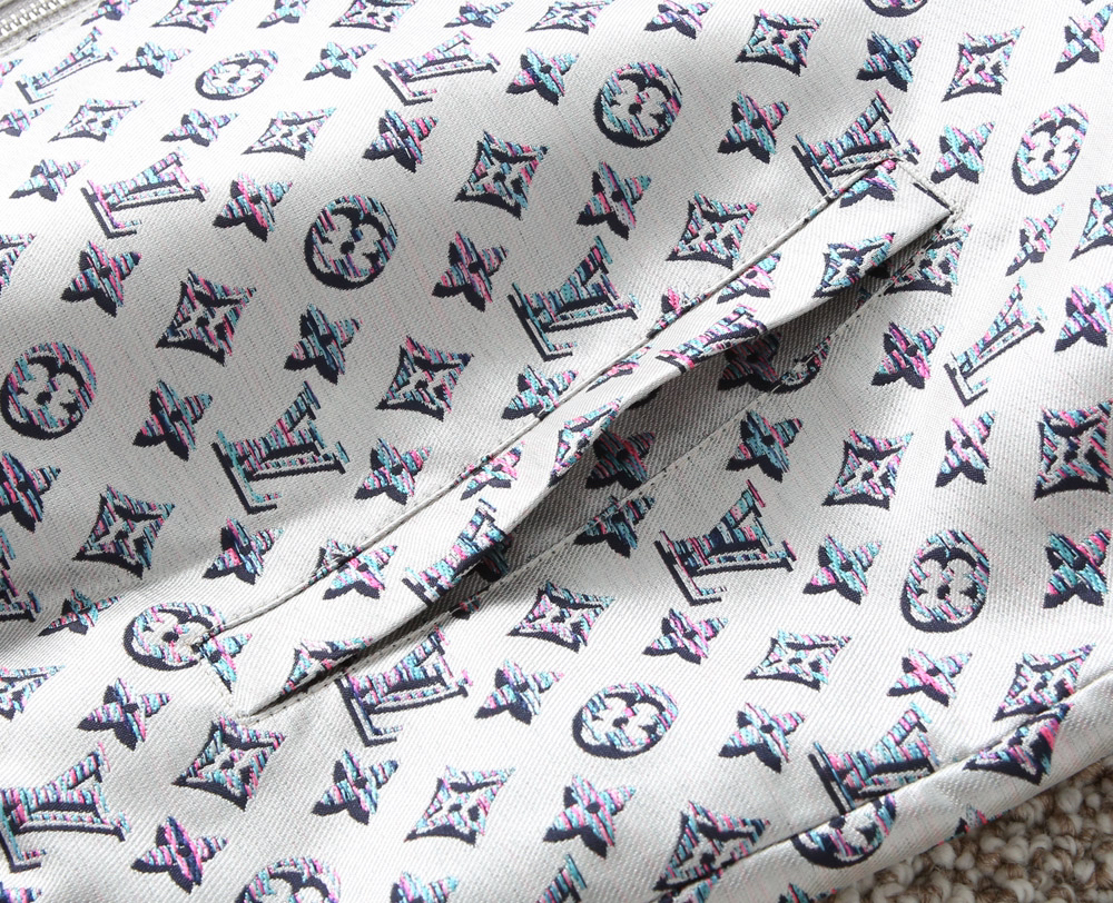 ルイ・ヴィトン「Louis Vuitton」秋冬コレクション クイルテッド ジャケット