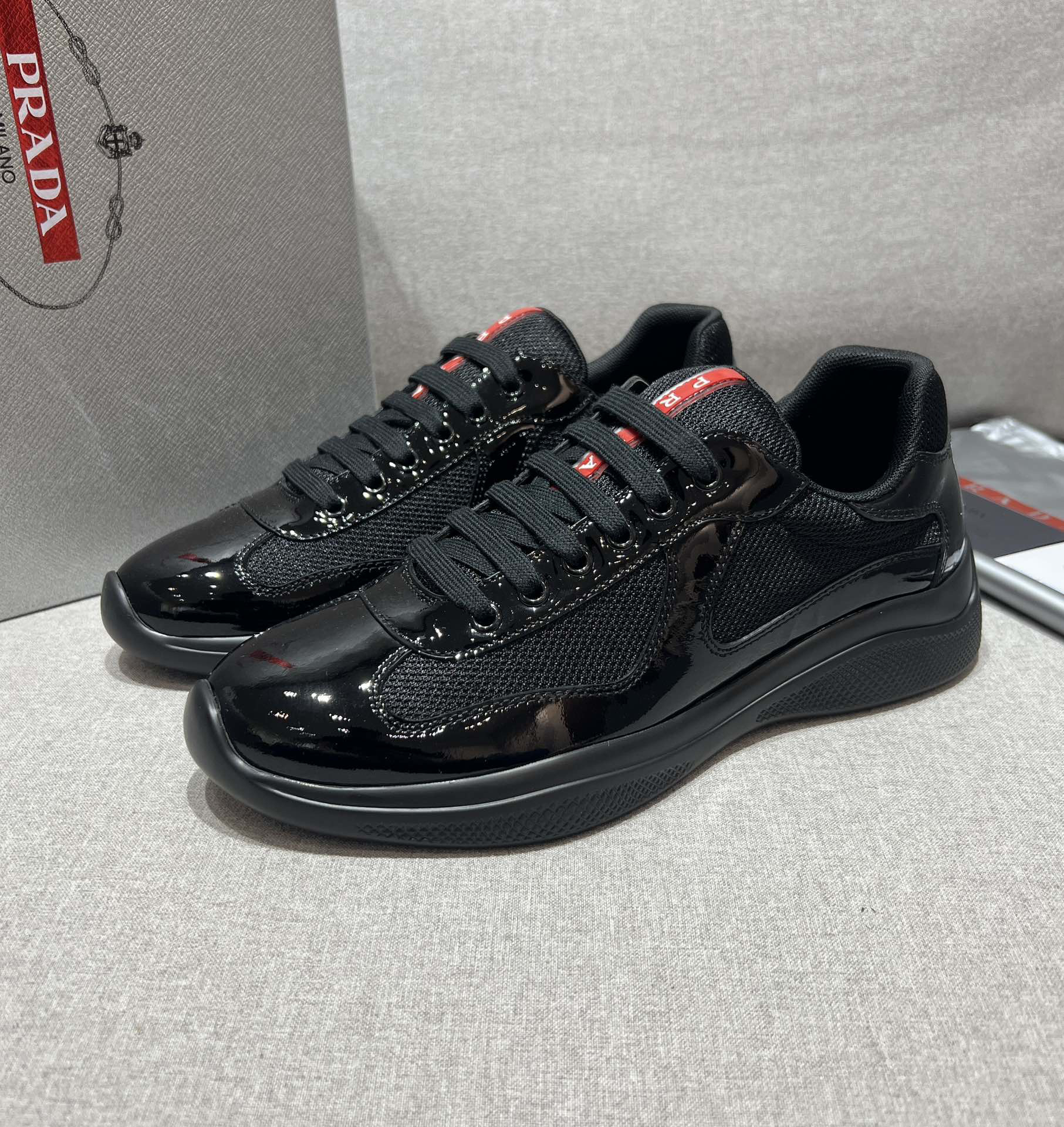 プラダ「Prada」プラダ アメリカスカップ スニーカー / ユニセックスレザースニーカー