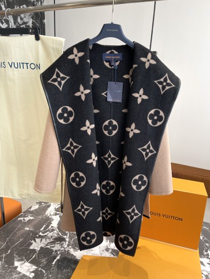 ルイ・ヴィトン「Louis Vuitton」秋冬 レディース ワップルフードロングコート