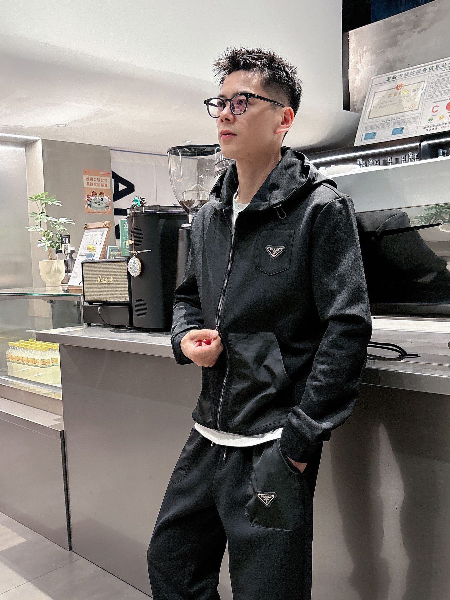 プラダ「Prada」秋冬 メンズ  カジュアルスポーツセット