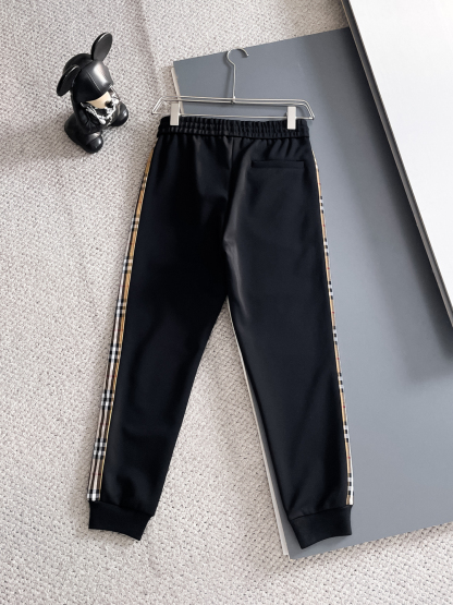 バーバリー「Burberry」秋冬 メンズ  カジュアルスポーツセット