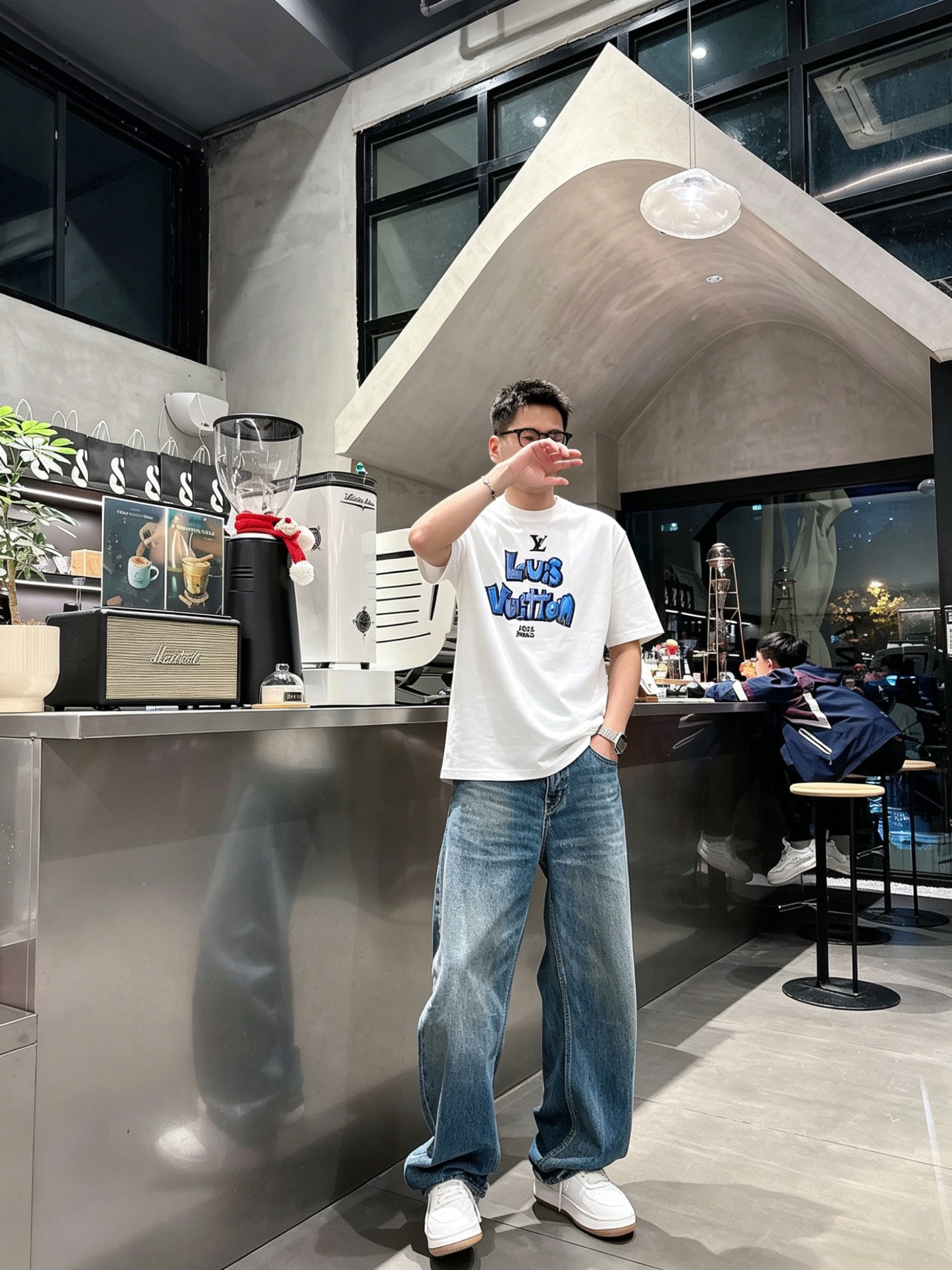 ルイ・ヴィトン「Louis Vuitton」ロゴプリントTシャツ / ショートスリーブ クルーネック