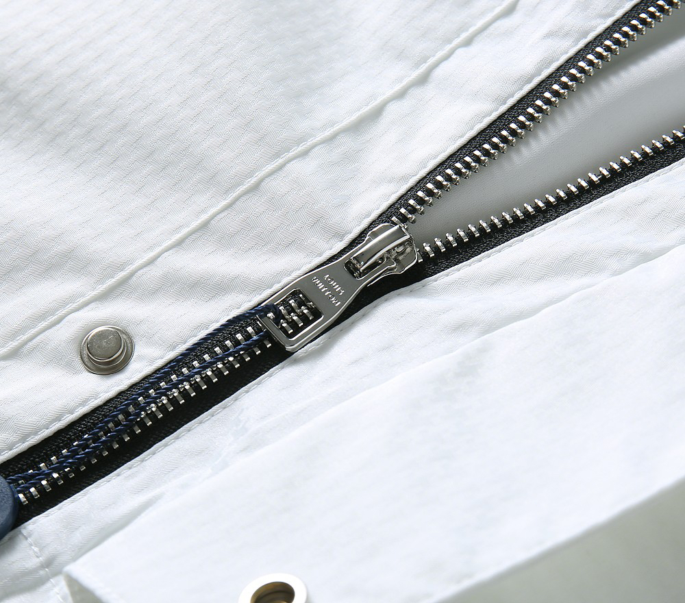 ルイ・ヴィトン「Louis Vuitton」秋冬コレクション クイルテッド ジャケット