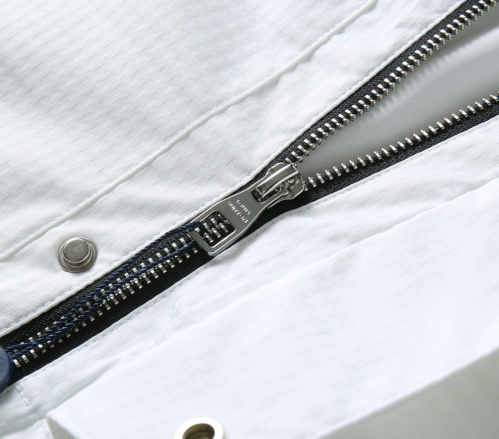 ルイ・ヴィトン「Louis Vuitton」秋冬コレクション クイルテッド ジャケット