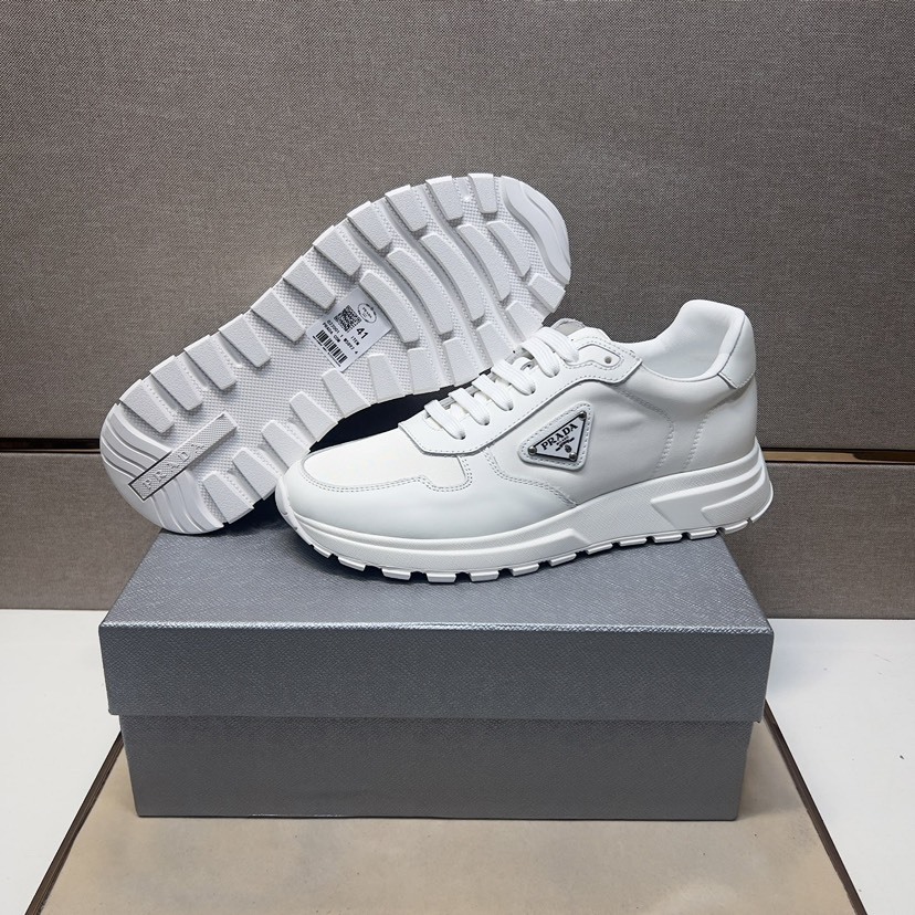プラダ「Prada」プラダ プレミアムスニーカー (2026年春夏モデル) / レザースニーカー