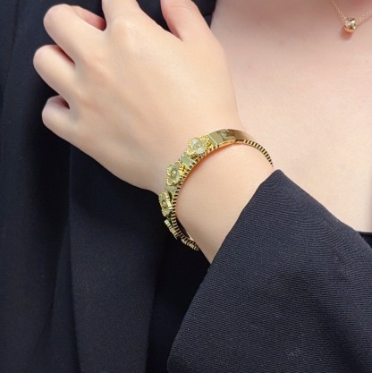 クロムハーツ「Chrome Hearts」 Gothic Slim Cuff Bracelet-ISETAN PRESTIGE CURATED