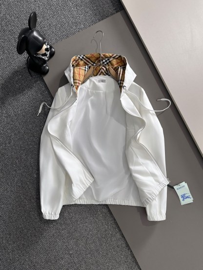 バーバリー「Burberry」秋冬 メンズカジュアルスポーツセット