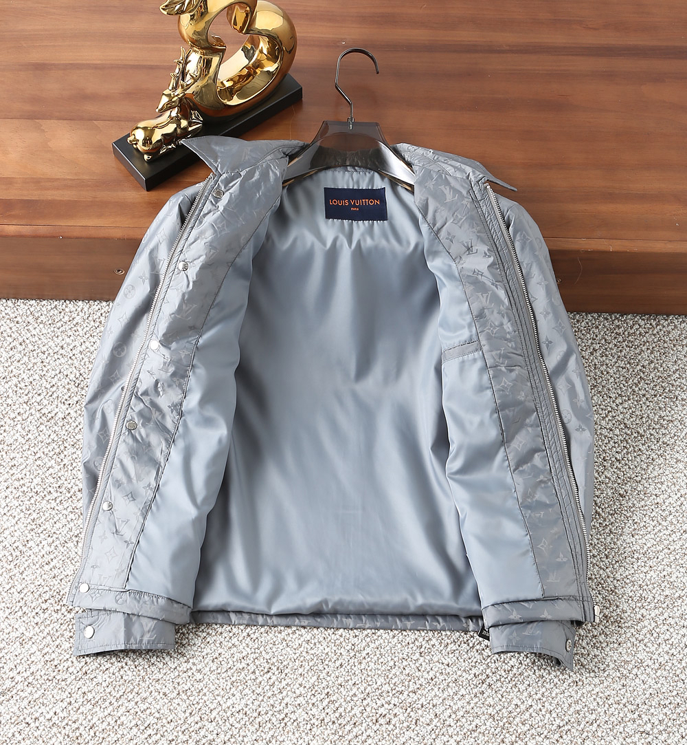 ルイ・ヴィトン「Louis Vuitton」秋冬コレクション クイルテッド ジャケット