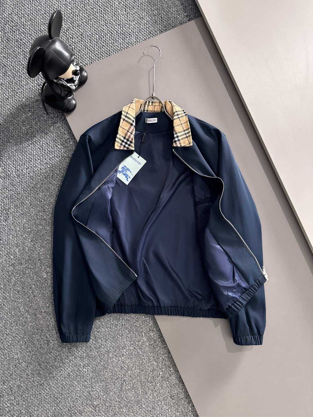 バーバリー「Burberry」秋冬 メンズカジュアルスポーツセット