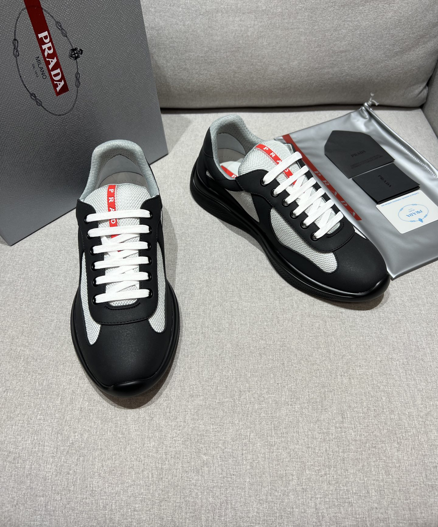 プラダ「Prada」プラダ アメリカスカップ スニーカー / ユニセックスレザースニーカー