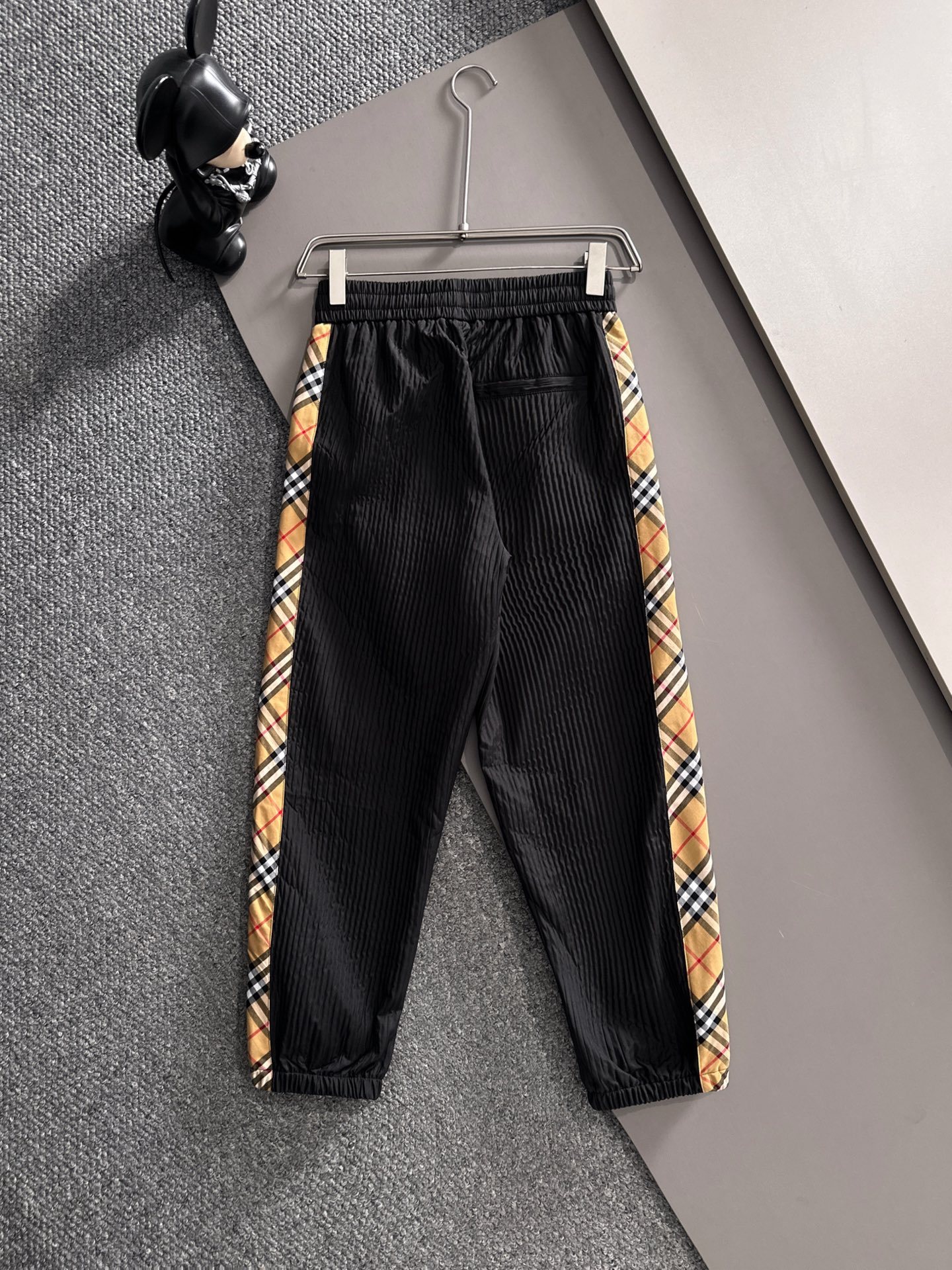 バーバリー「Burberry」秋冬 メンズカジュアルスポーツセット