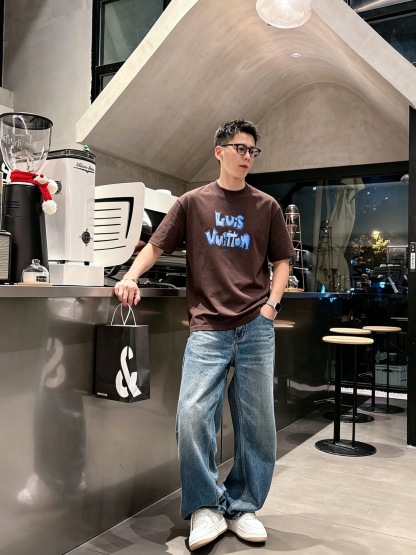 ルイ・ヴィトン「Louis Vuitton」ロゴプリントTシャツ / ショートスリーブ クルーネック