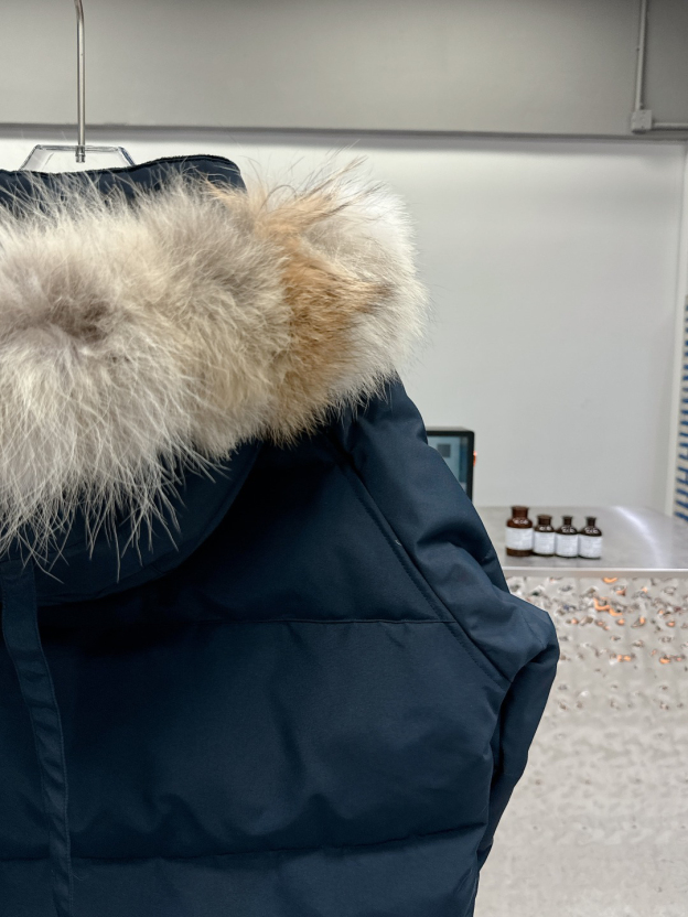 カナダグース「Canada Goose」秋冬フード付きダウンコート