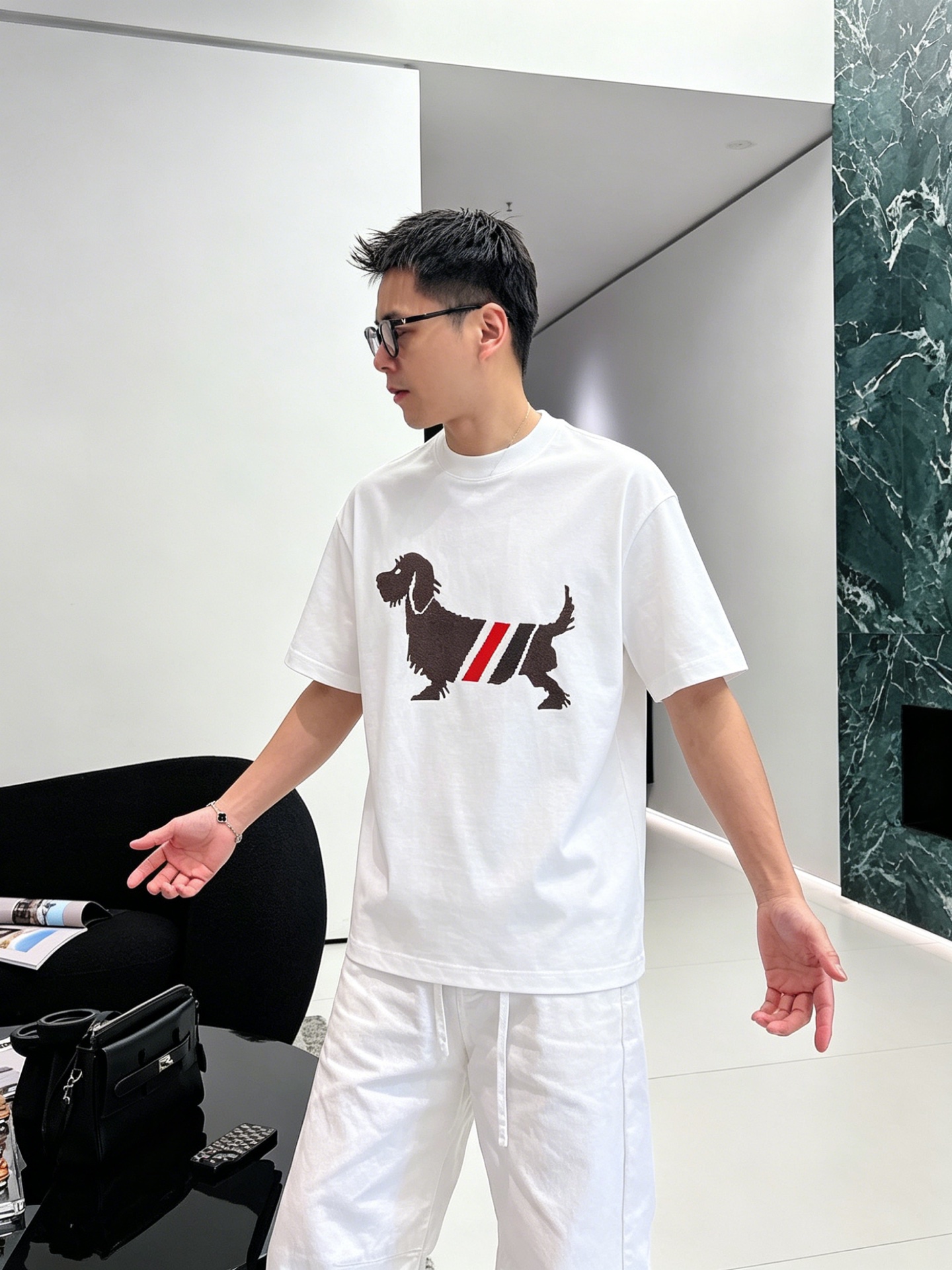 バーバリー「Burberry」バーバリー TB ロゴプリントTシャツ / ショートスリーブ クルーネック