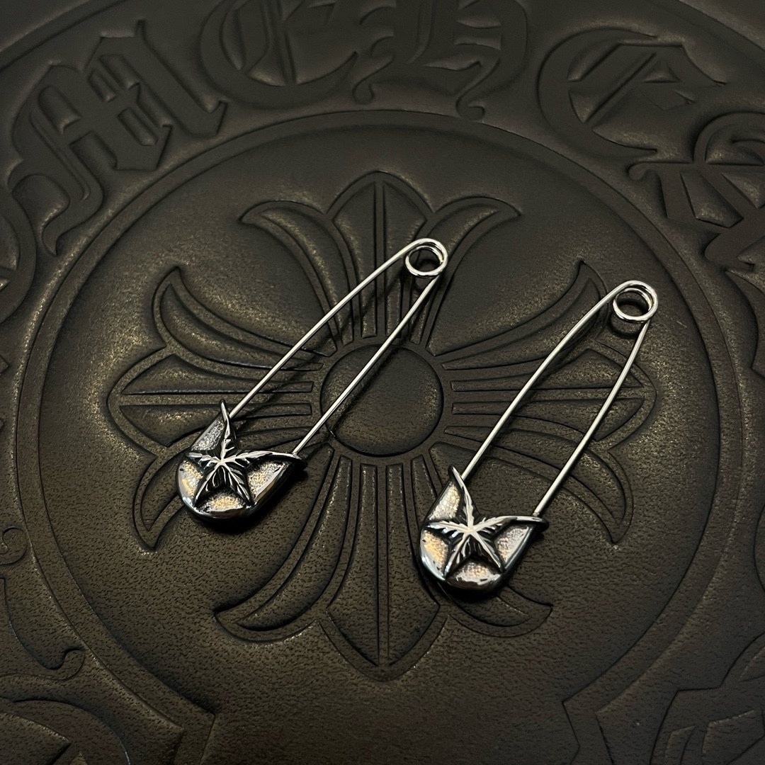 クロムハーツ「Chrome Hearts」クロムハーツ ハンドメイドピンスタッドピアス S925 アンティークシルバー ピアス