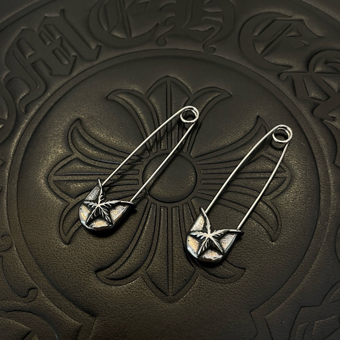 クロムハーツ「Chrome Hearts」クロムハーツ ハンドメイドピンスタッドピアス S925 アンティークシルバー ピアス