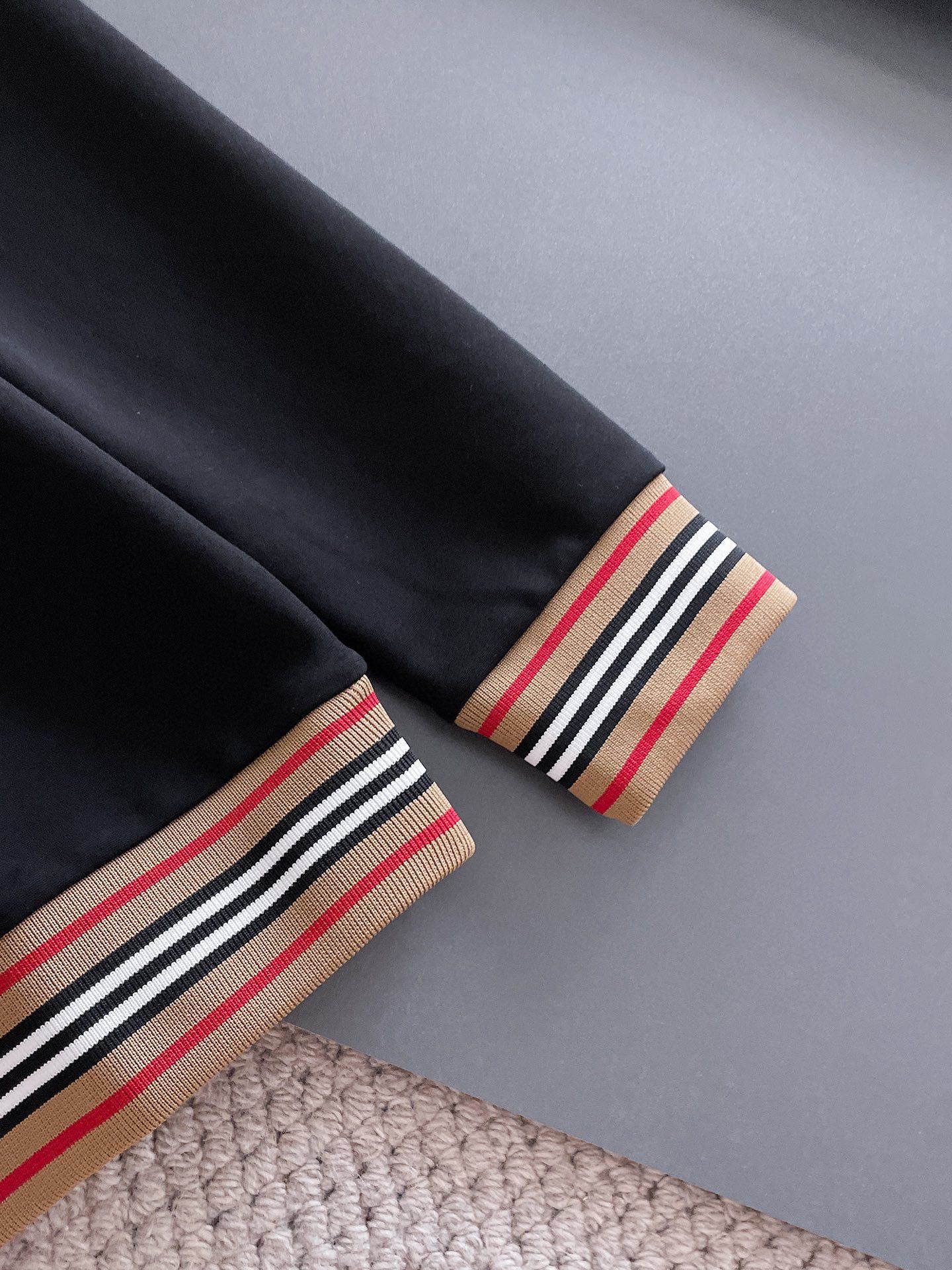 バーバリー「Burberry」メンズ  カジュアルスポーツセット