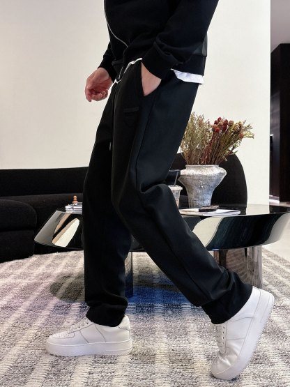 プラダ「Prada」メンズ  カジュアルスポーツセット