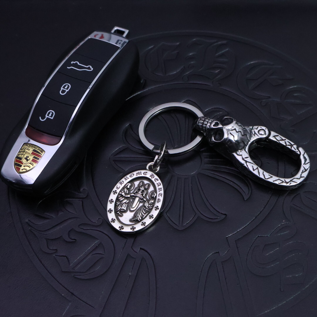 クロムハーツ「Chrome Hearts」キーホルダー＆バッグチャーム - トレンドシンボル