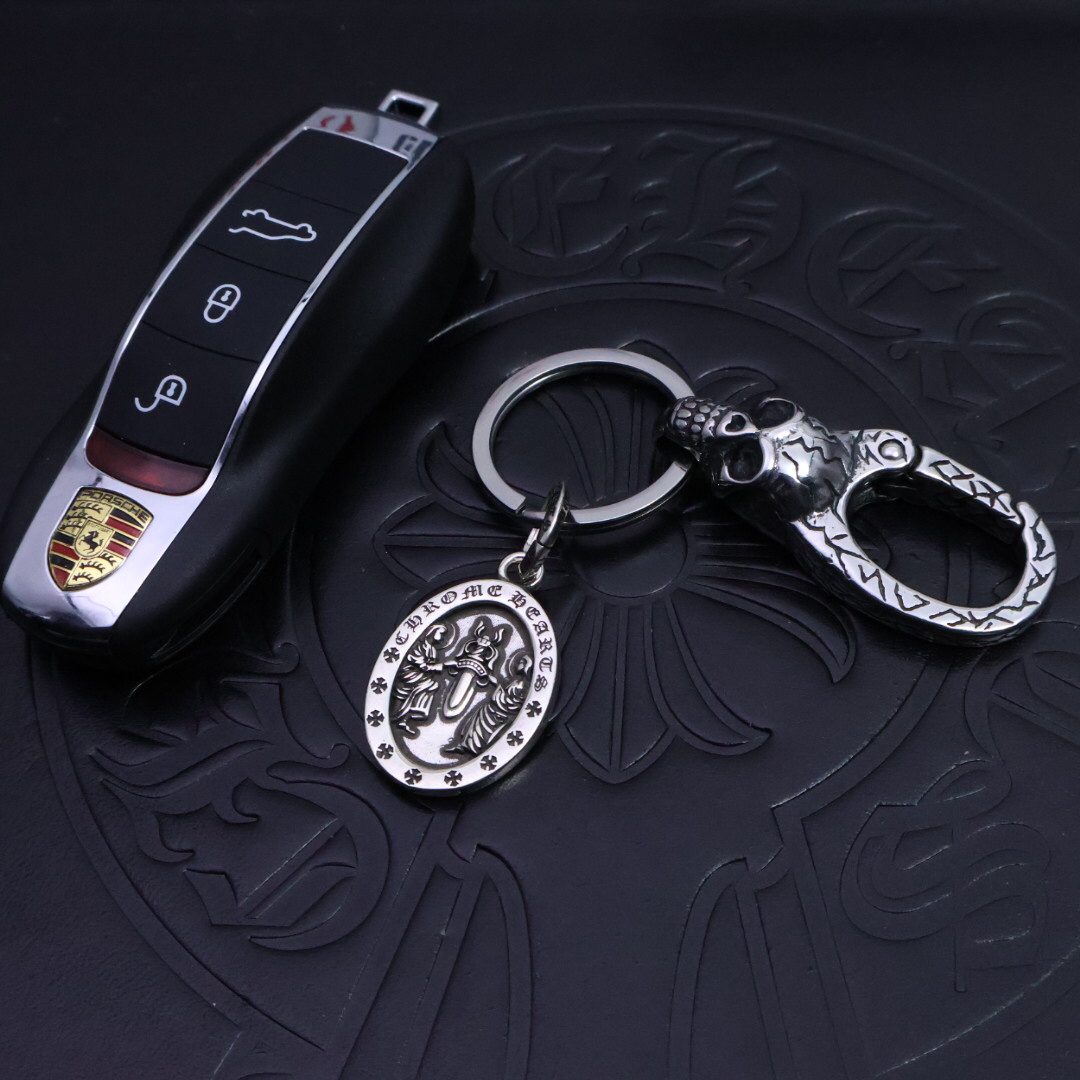 クロムハーツ「Chrome Hearts」キーホルダー＆バッグチャーム - トレンドシンボル