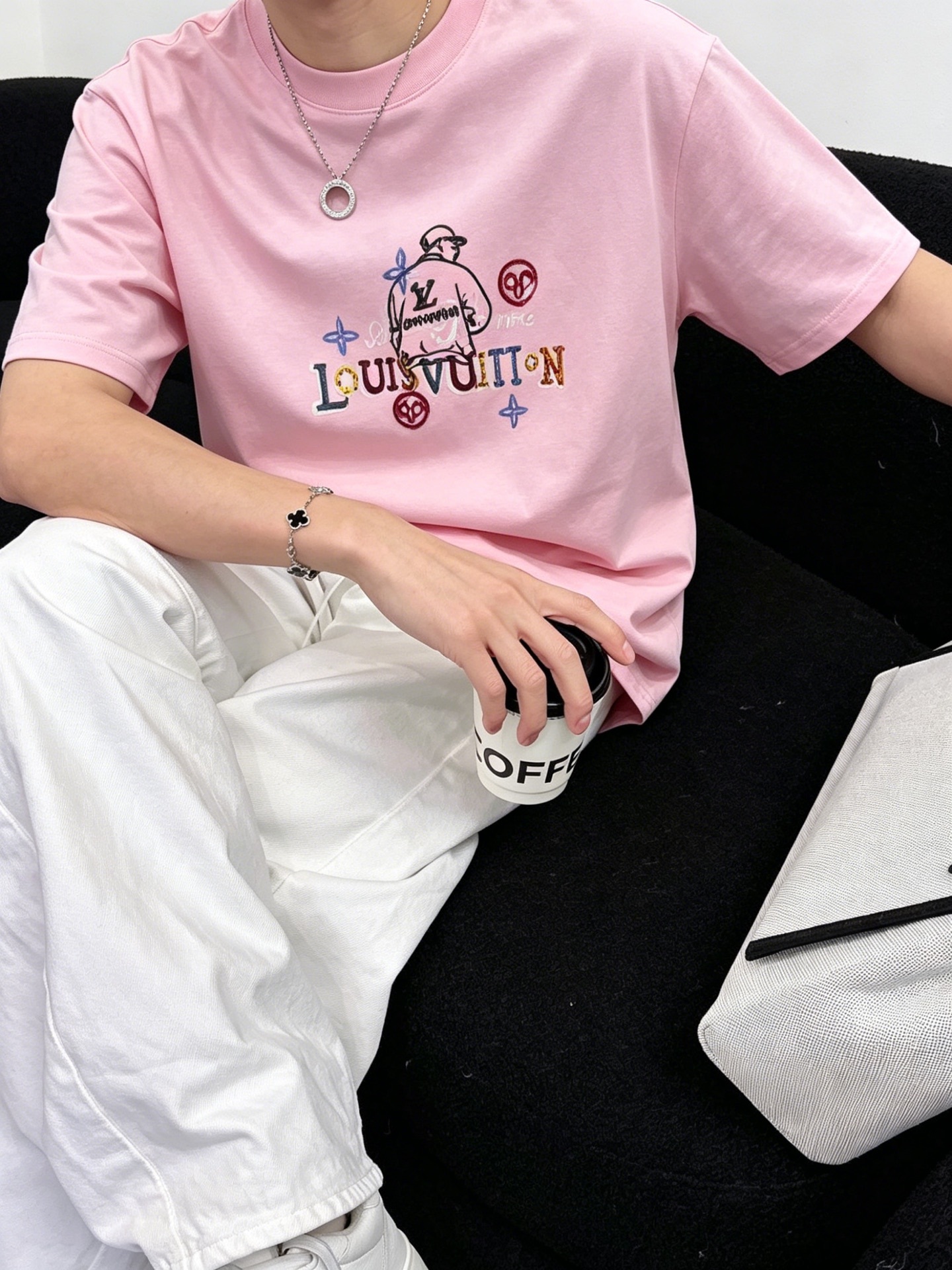 ルイ・ヴィトン「Louis Vuitton」ロゴプリントTシャツ / ショートスリーブ クルーネック