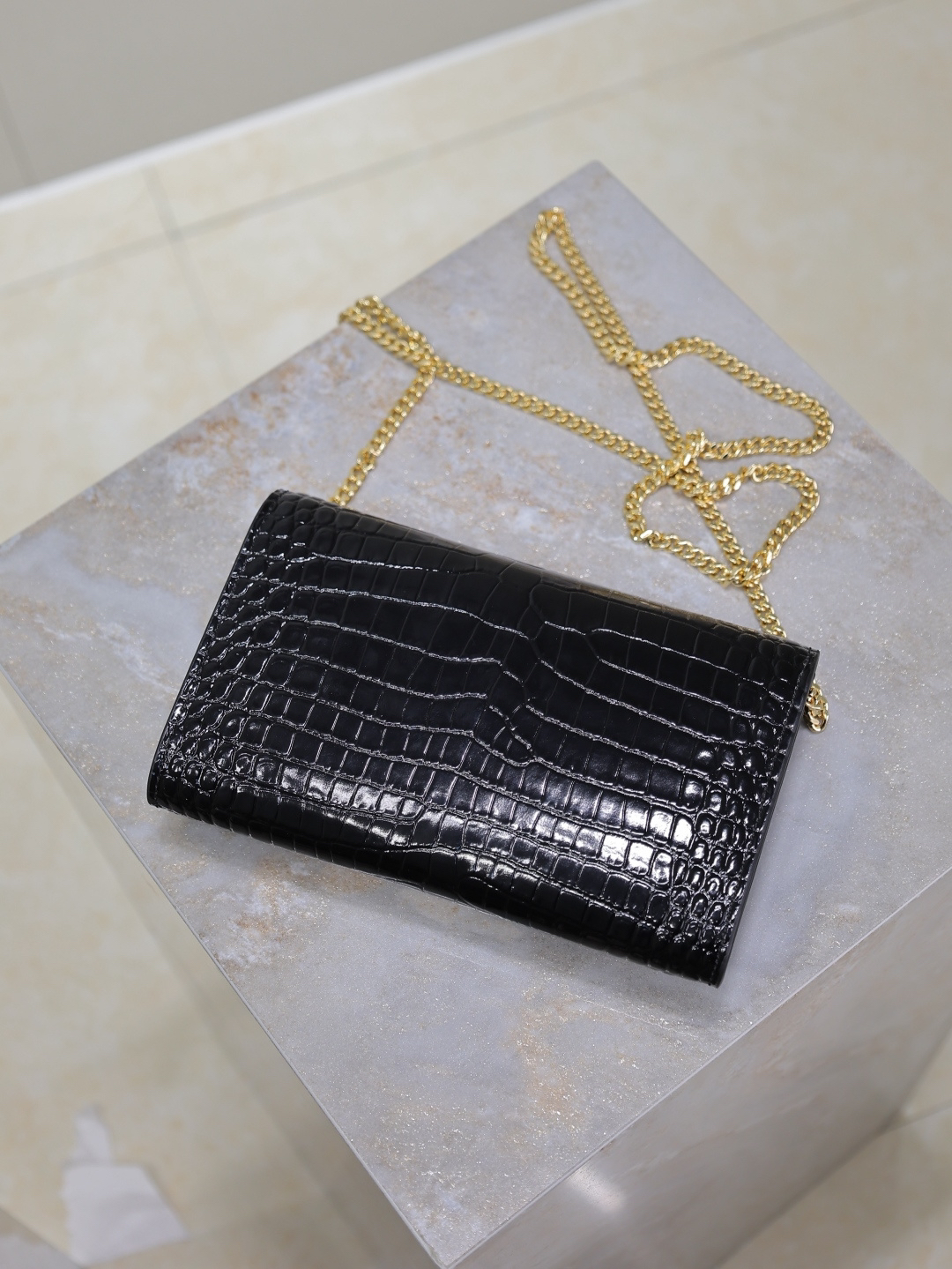 2026サンローラン「SAINT LAURENT UPTOWN チェーンウォレット
