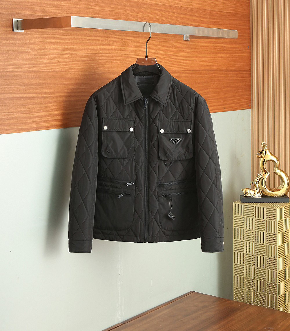 プラダ「Prada」秋の綿入りジャケット
