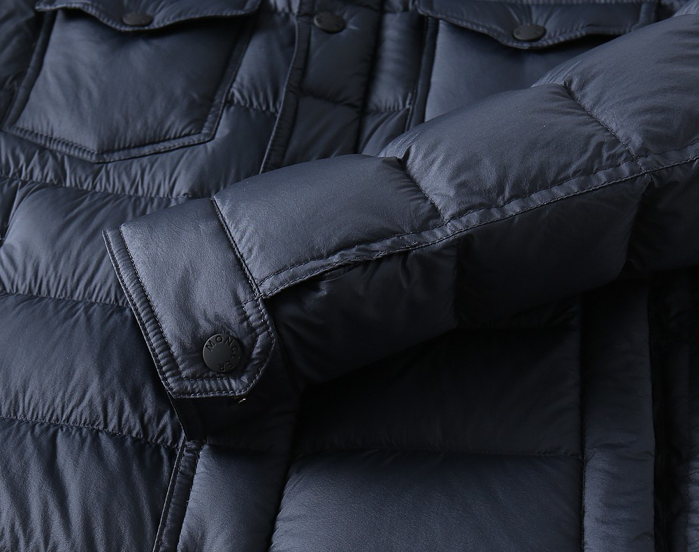 モンクレール「Moncler」秋冬 ダウンジャケット